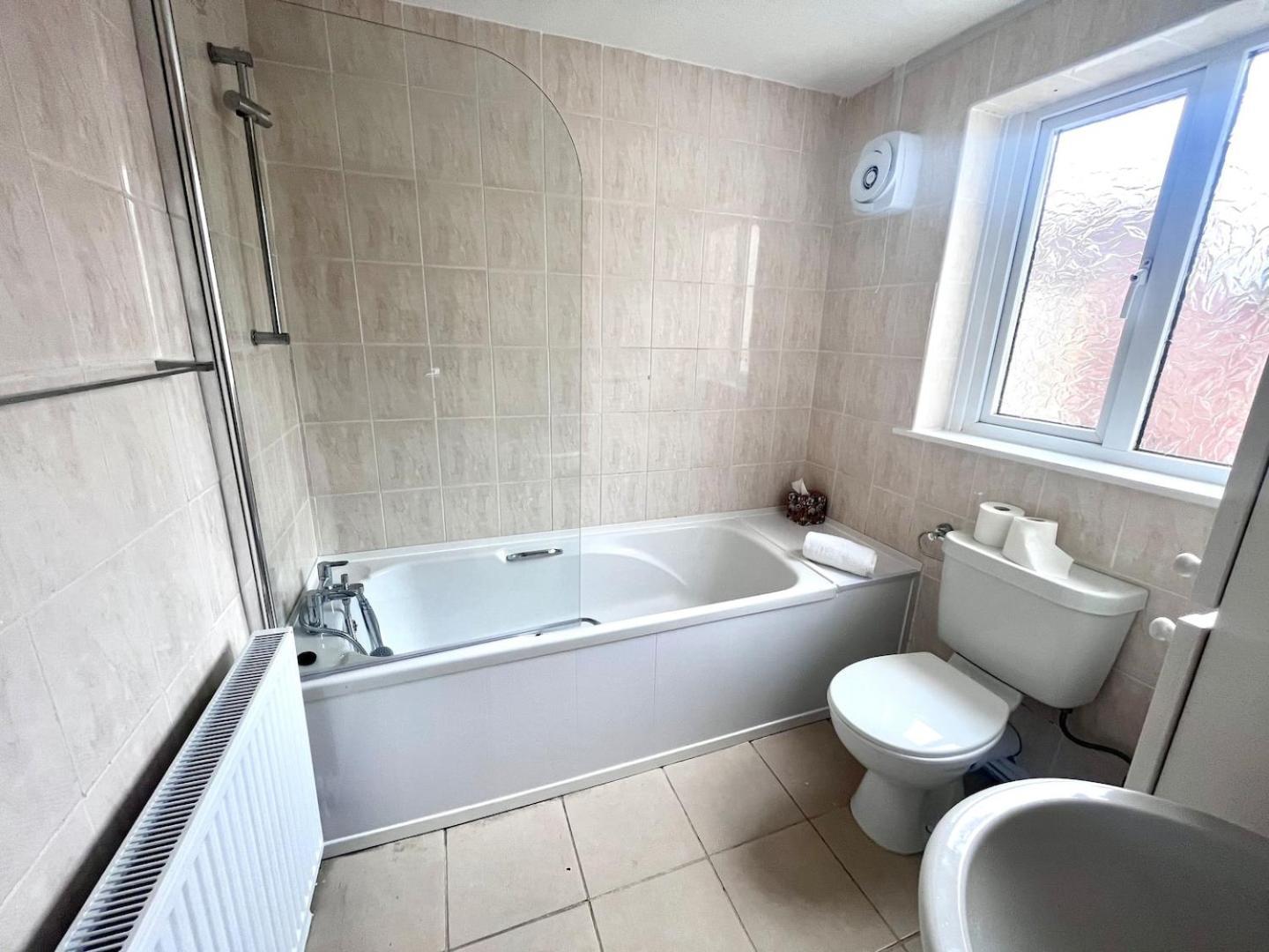 3 Bdrm Close To Beach&City Норт-Шилдс Экстерьер фото